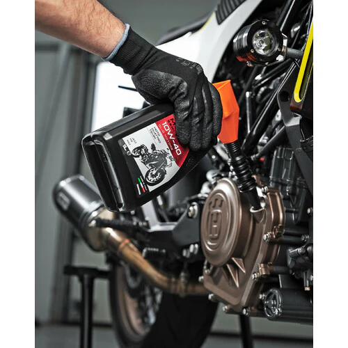 Lampa M4T Semi Sint 10W-40, olio motore moto 4 tempi - 1 L 00412 - Image 3