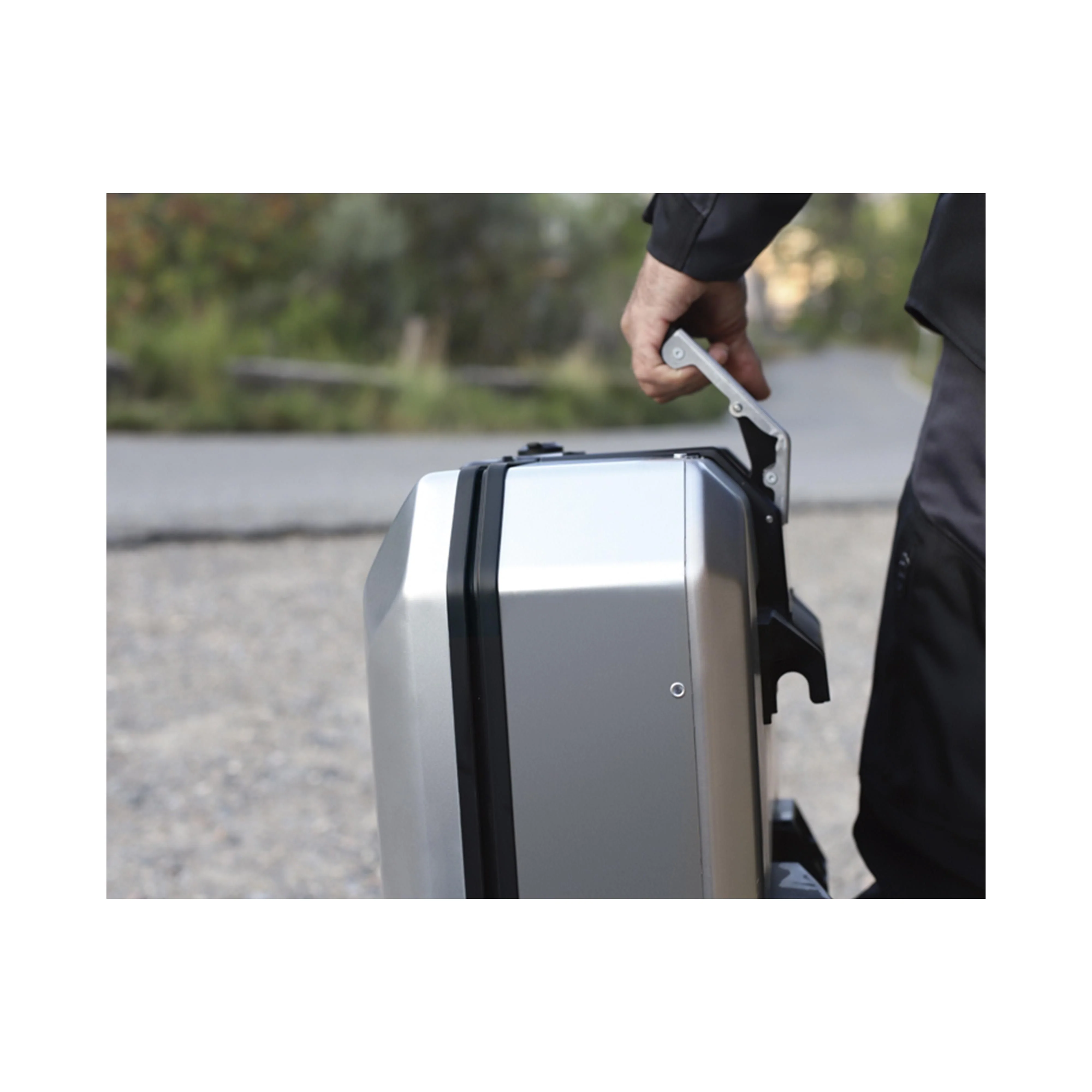 Shad Valigia Laterale Moto Sinistra TR36L Terra D0TR36100L - Image 3